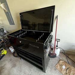 Snap On Tool Box - 40" Four-Drawer Power Cart