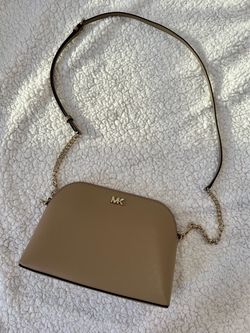 NEW Michael Kors Leather Dome Crossbody Purse in Truffle Beige