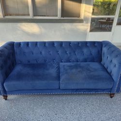 Couch Blue Velvet Tufted