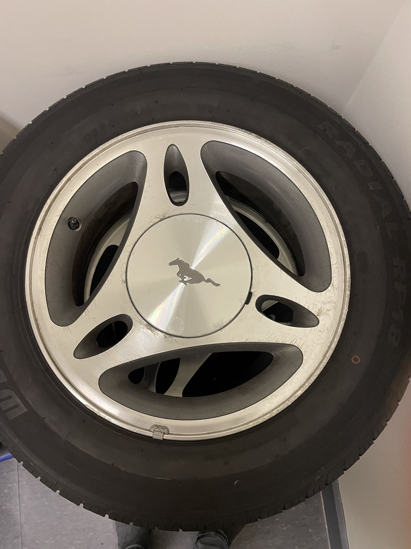 1998 Ford Mustang Wheels