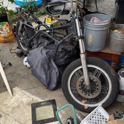 1982 HONDA GOLDWING FRAME WITH TIRES 
