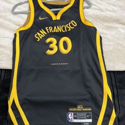 Stephen Curry City Edition Jersey (Size Small Men’s)