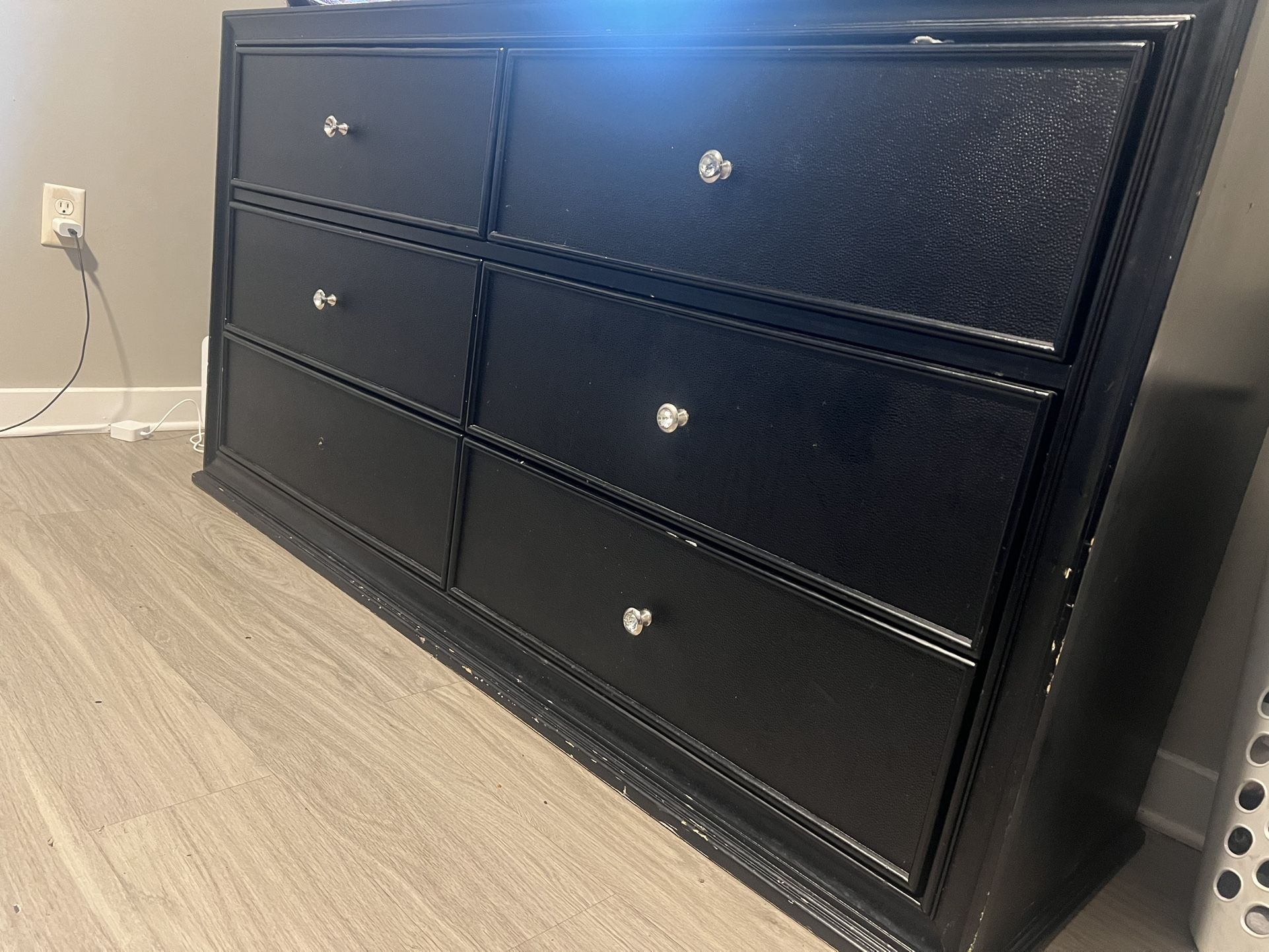 Queen Size Bedroom Set