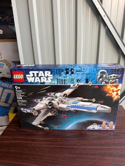 LEGO Star Wars New Republic X-Wing Starfighter 75460