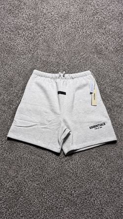 Light Oat Essentials Shorts Size L