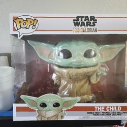 SUPER SIZED FUNKO POP YODA 