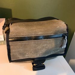 Inside Line Equipment (ILE) 9L Camera Bag