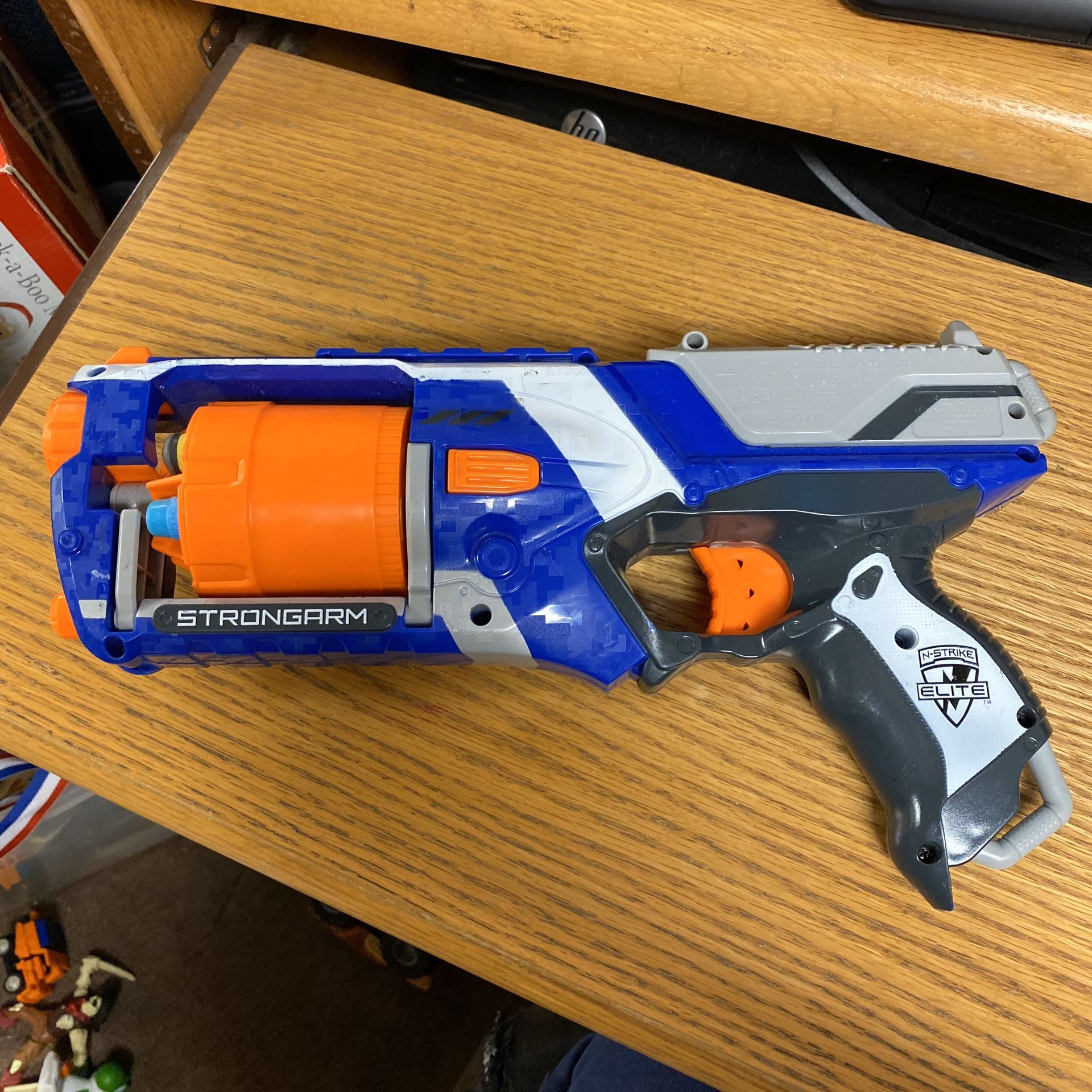 Nerf N-Strike Elite Strongarm