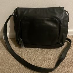 Giani  Bernini bag Size 13*9