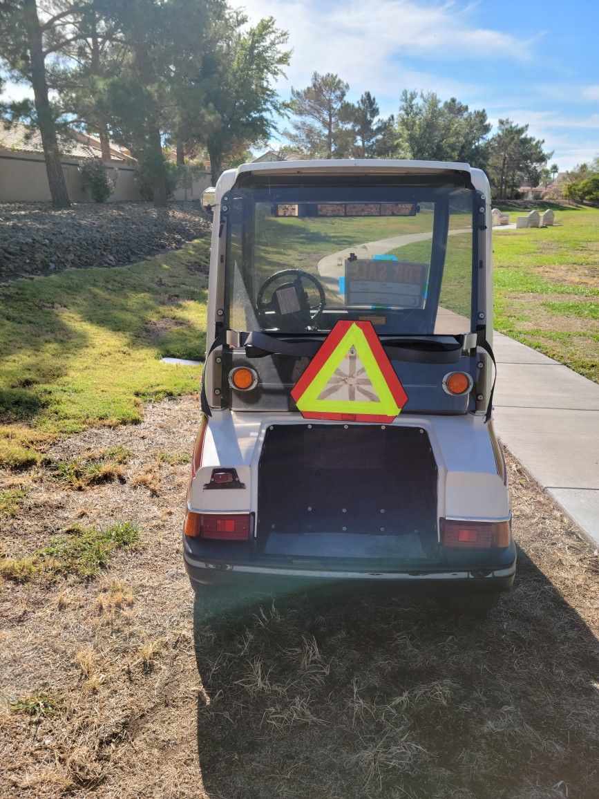 1991 Yamaha Sun classic gas golf cart for Sale in Las Vegas, NV