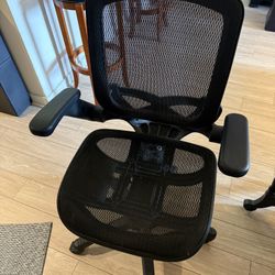 Office Desk Chair In Great Condition 