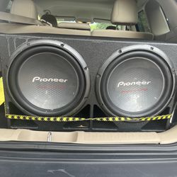 Pioneer Champion Series Pro 2 12” Subwoofers With Diablo4500D Amp