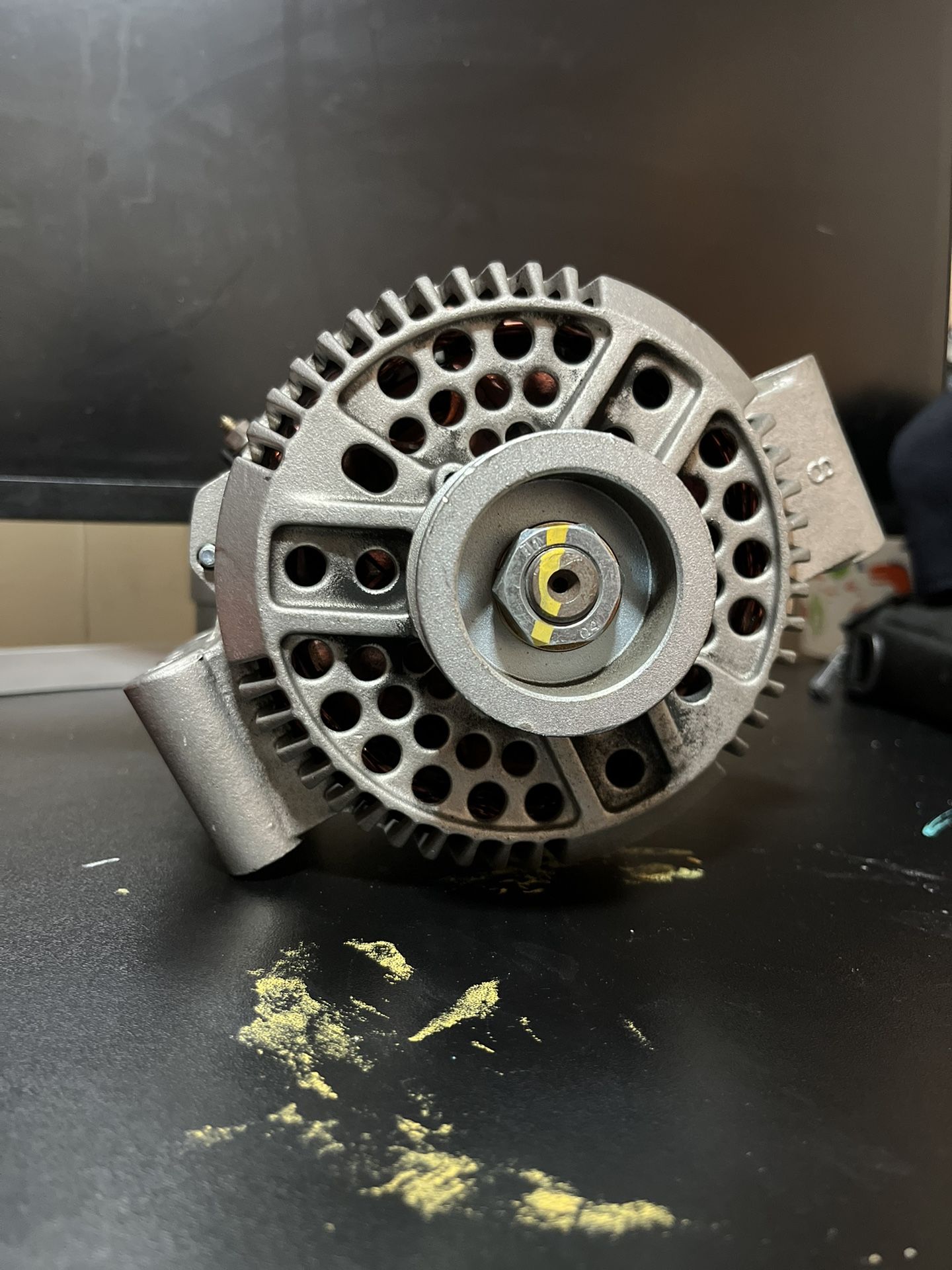 2008 Ford Explorer Alternator