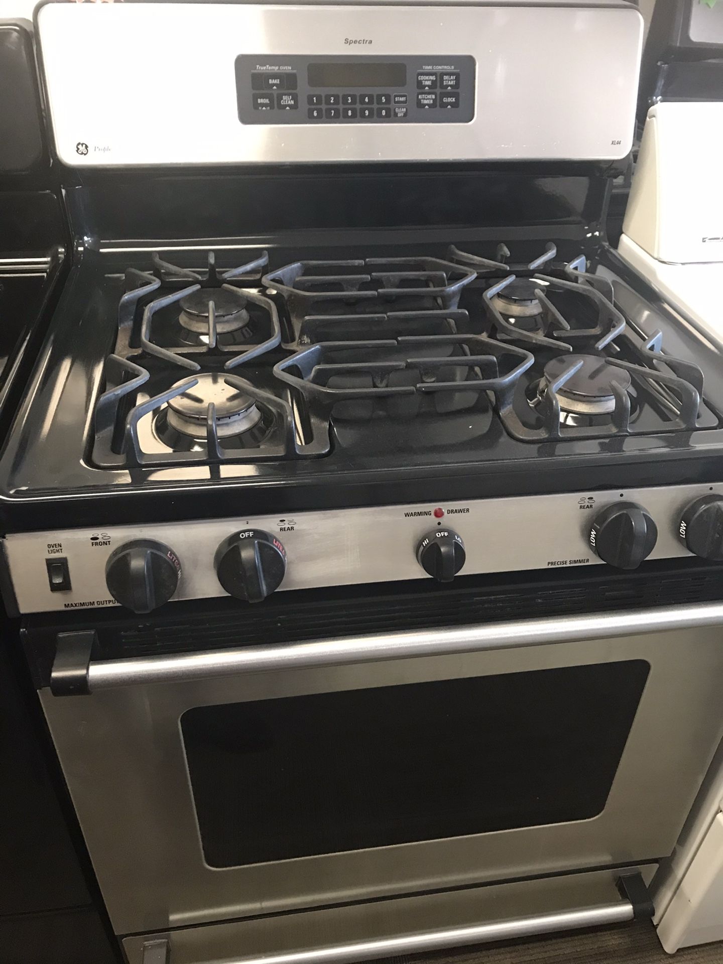 GE Spectra Stainless Stove!