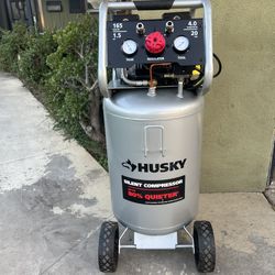 Husky 20 Gal.165 PSI Vertical Electric Oil-Free Quiet Auto/Workshop Air Compressor with Dual Gauges and 2-Quick Couplers