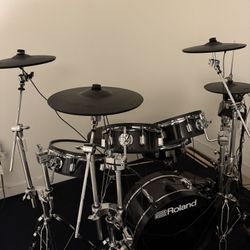 Roland VAD307 Electronic Drum Set