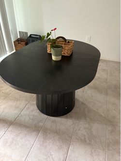 Black Oval Kitchen Table