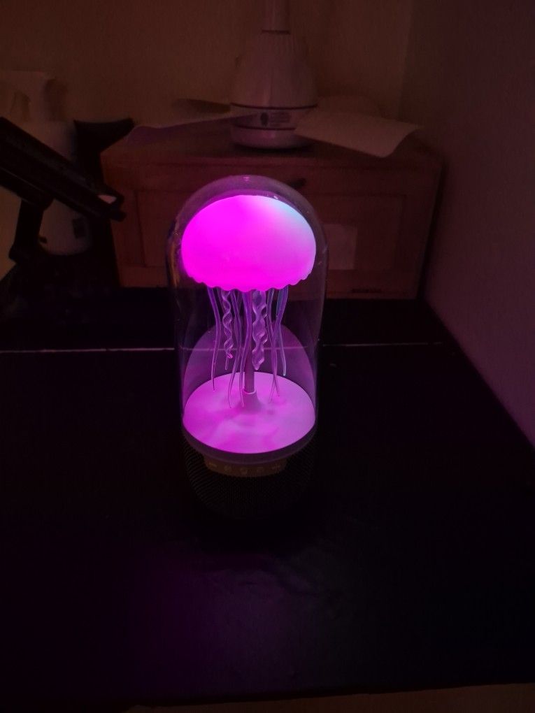 Led Jellyfish Lamp With Bluetooth Speaker