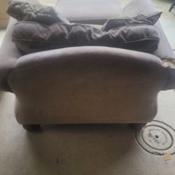 Chair With Ottoman 