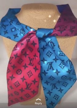 Two Face MultiColor Lv Logo Scarf