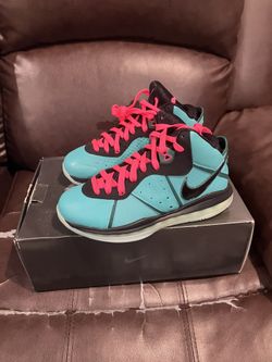 Nike LeBron 8 South Beach Size 7