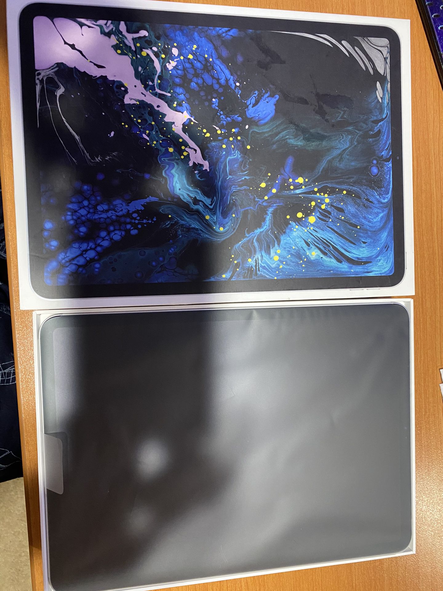 apple ipad pro 11 inch silver 256gb wifi and cellular unlocked Brand new never used