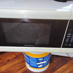 Small Microwave Works Great