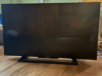 40” Sony TV