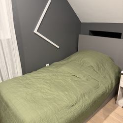 Twin Size Bed