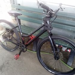 CANNONDALE BIKE FOR SALE 