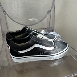 New Vans Shoes Size 6