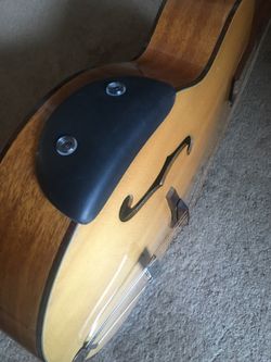 Armadillo Guitar Armrest
