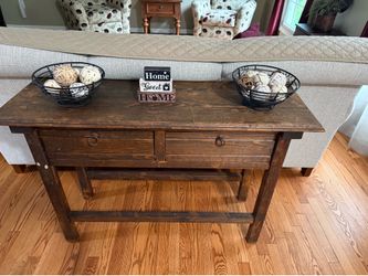 Couch table