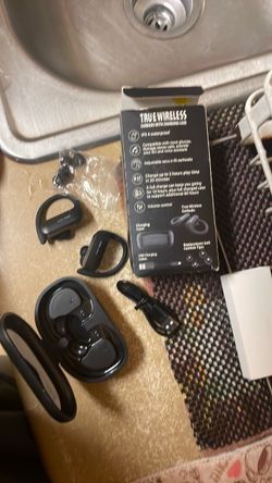 Earbuds/earphones