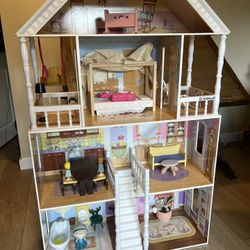 KidKraft Dollhouse