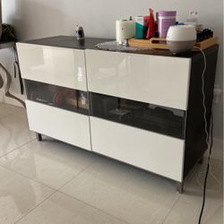 Super Nice Ikea Cabinet Great Shape