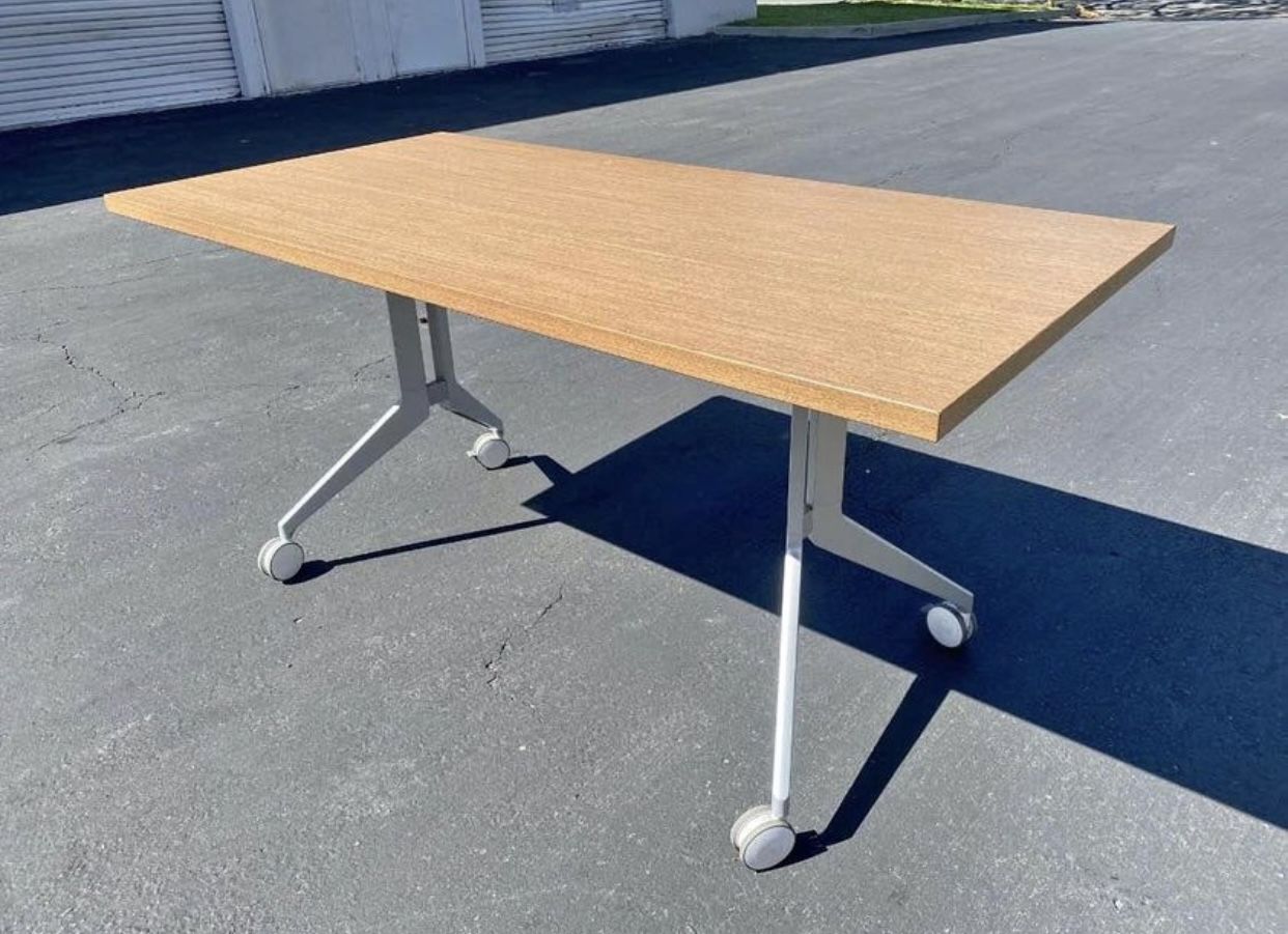 Haworth Foldable & Removable Training Table / Conference Table