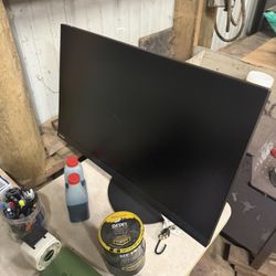 Lenovo Monitors