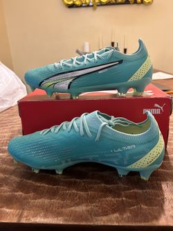 Women Soccer Cleats