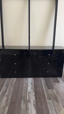 Glossy black cabinet