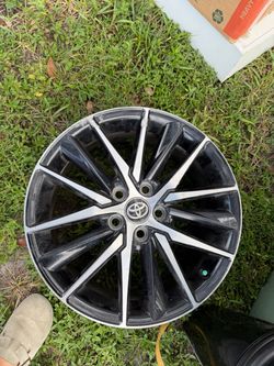 Toyota Alloy Wheel Rim