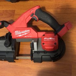 Milwaukee M18 Fuel Brushless Compact Band Saw Model 2829-20