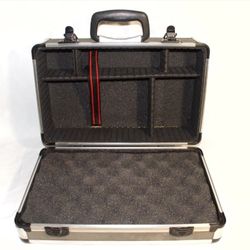 Vintage 16" Medium Hard Aluminum Camera Case Photography Photographers Travel