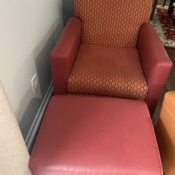 Sofá Chair And ottoman with wheels