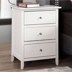 Daniel 3 Drawer Nightstand