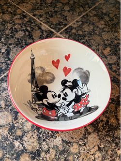 Disney Mickey and Minnie Mouse "Love in Paris" bowl  collectible