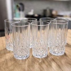 Set Of 8 Clear Highball Glasses 