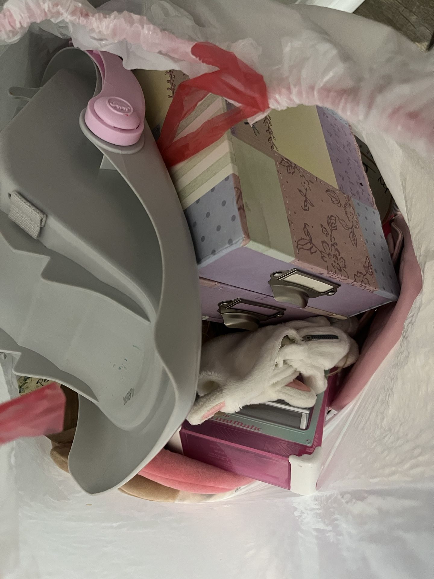 Free Bag Of Girl Toys/accessories