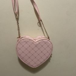 Woman Cross Body Heart 💜 Bag