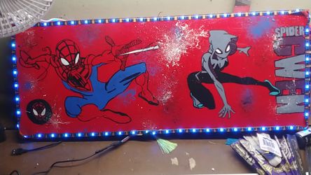 Wooden custom LED Spider-Man spider wen